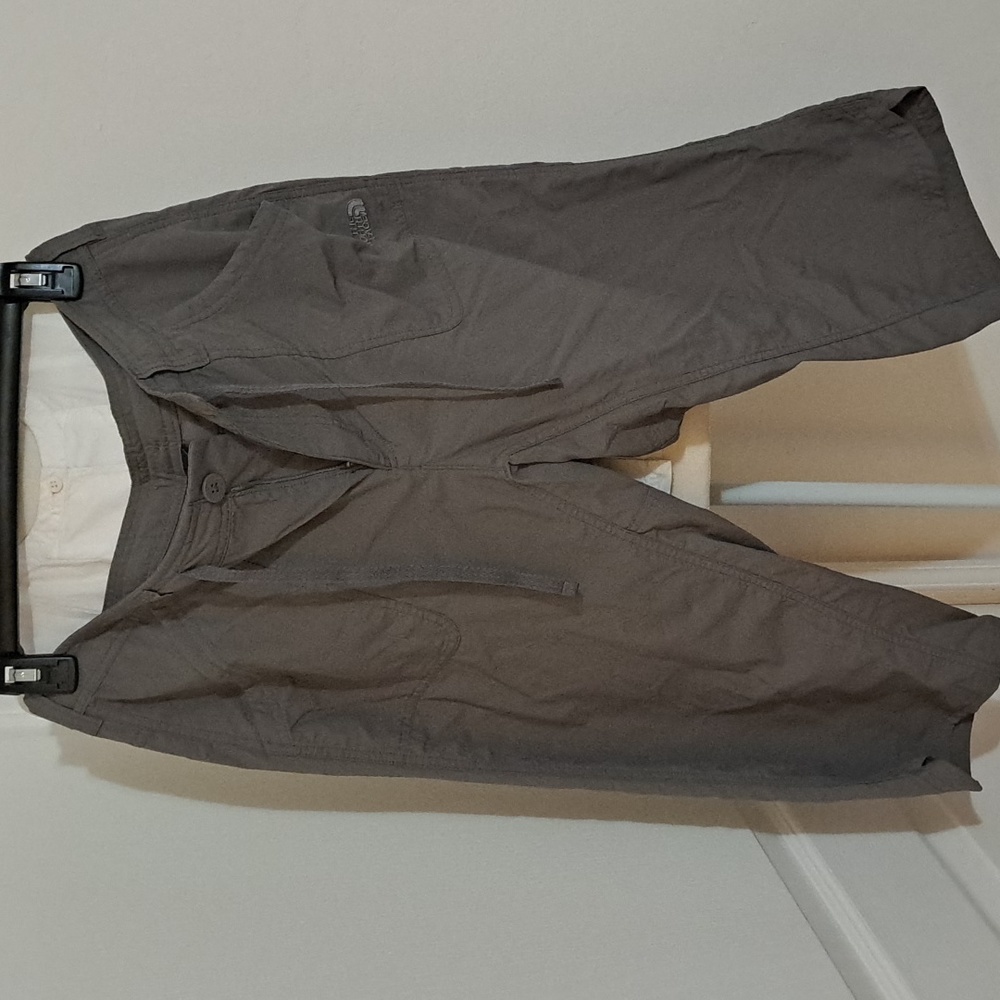 The North Face Cropped Pants Size 14